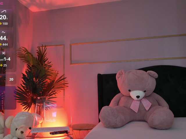 KirraWhite's BongaCams show and profile