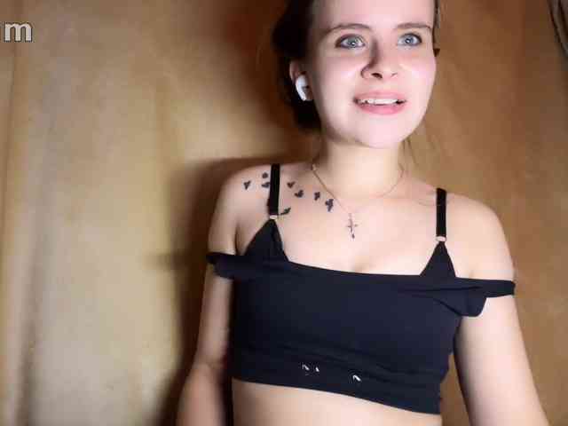 AliciaParker webcam
