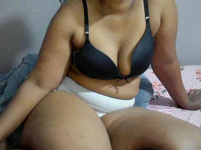 Bbwebony20 webcam