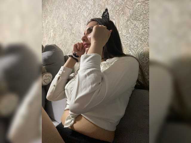 LineControl's BongaCams show and profile