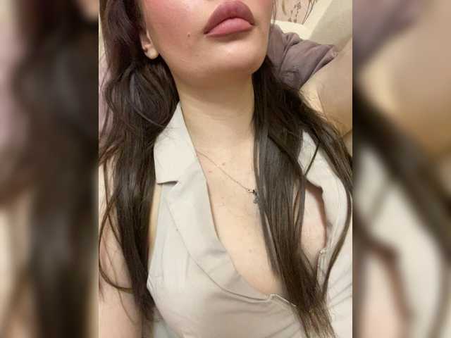 LineControl's BongaCams show and profile