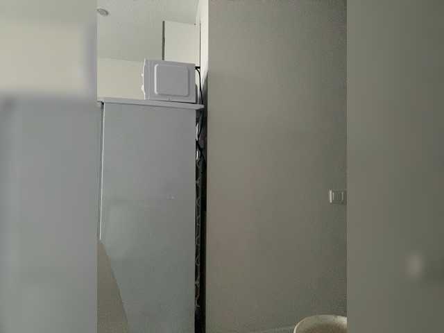 LineControl's BongaCams show and profile