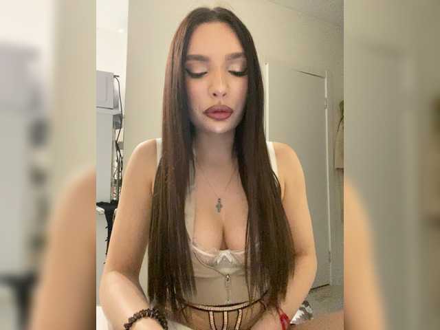 LineControl's BongaCams show and profile