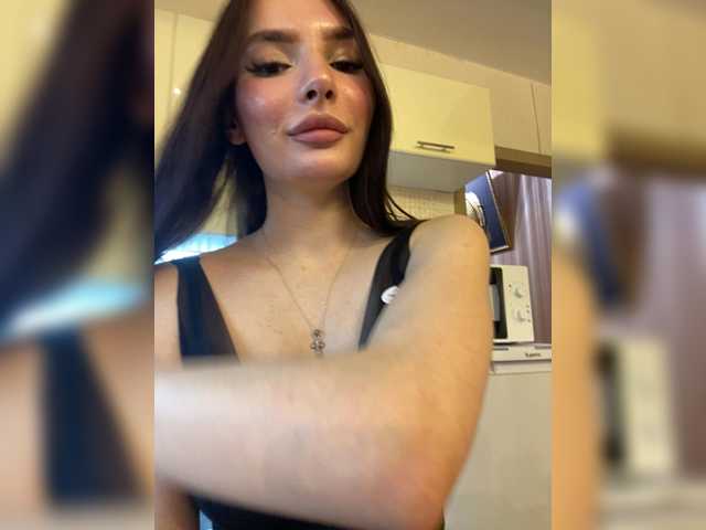 LineControl's BongaCams show and profile