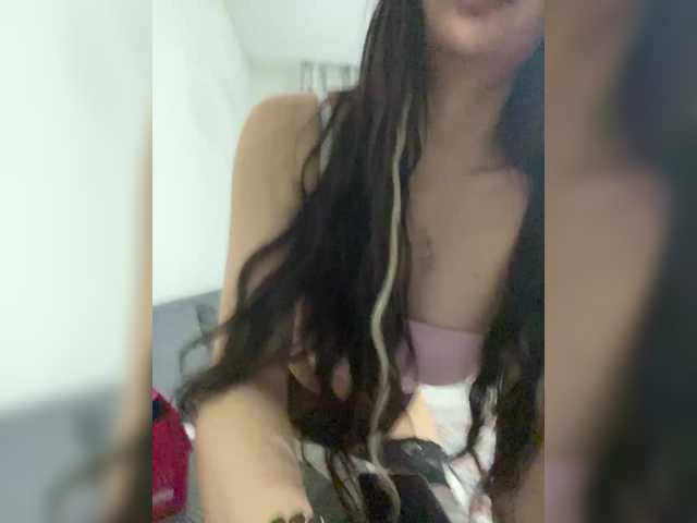 LineControl's BongaCams show and profile