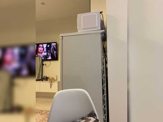 LineControl's BongaCams show and profile