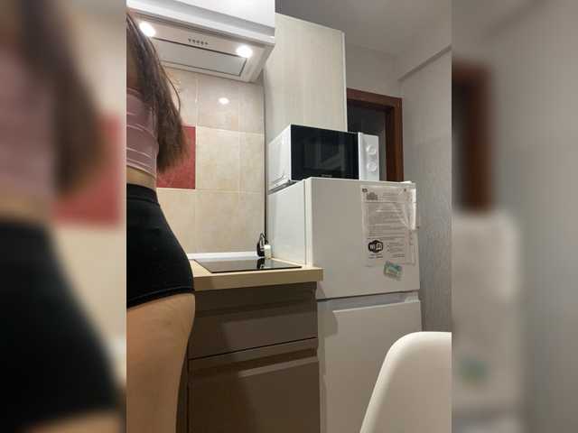 LineControl's BongaCams show and profile