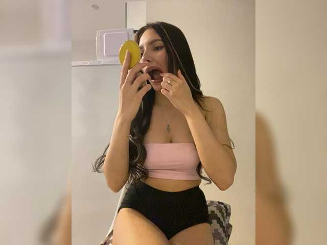 LineControl's BongaCams show and profile