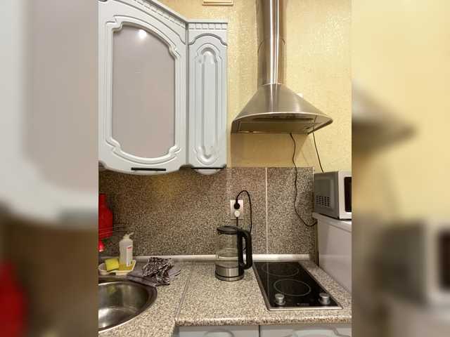 LineControl's BongaCams show and profile