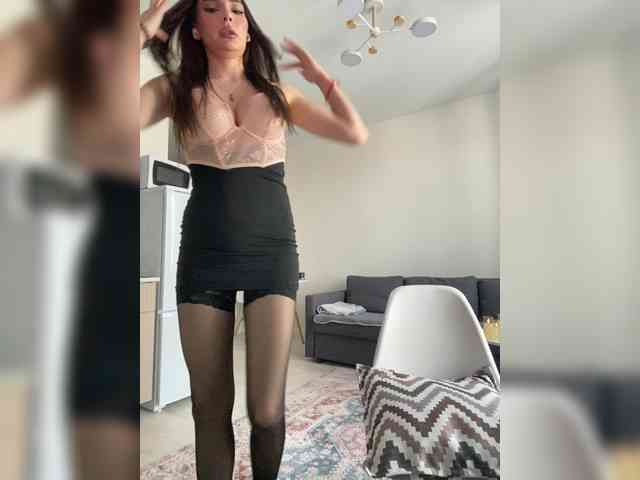 LineControl Live Webcam on BongaCams