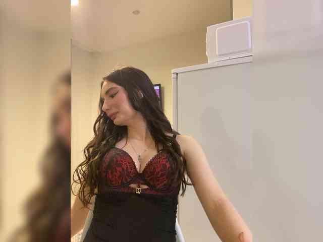 LineControl Live Webcam on BongaCams