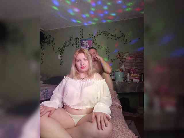 caramelf webcam