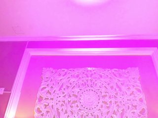 Marian-Reynolds Porn Show