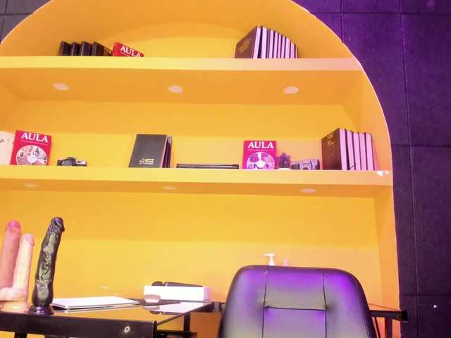 Marian-Reynolds's BongaCams show and profile