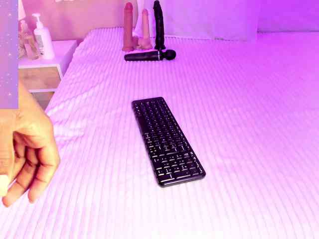 Marian-Reynolds webcam