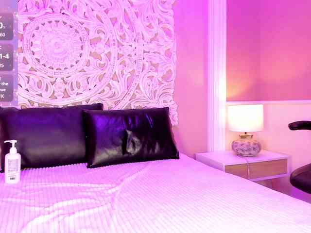 Marian-Reynolds webcam