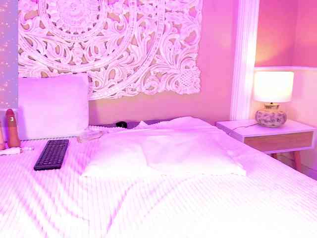 Marian-Reynolds webcam