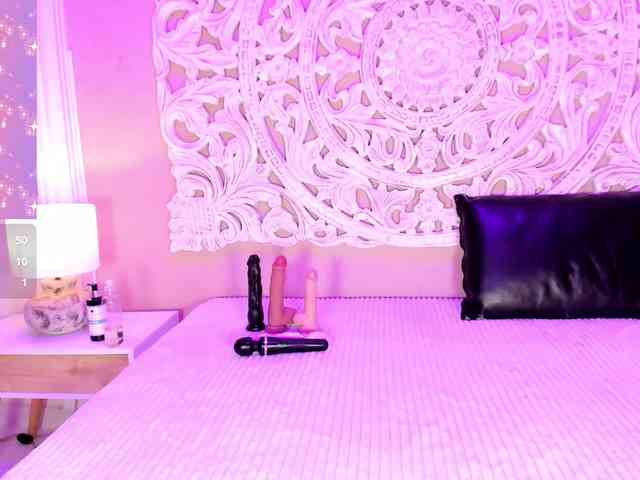 Marian-Reynolds webcam