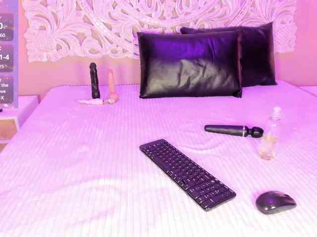 Marian-Reynolds webcam