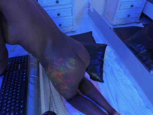 Marian-Reynolds webcam