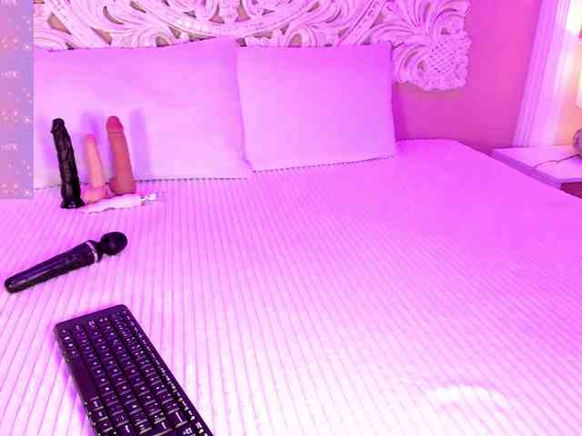 Marian-Reynolds webcam