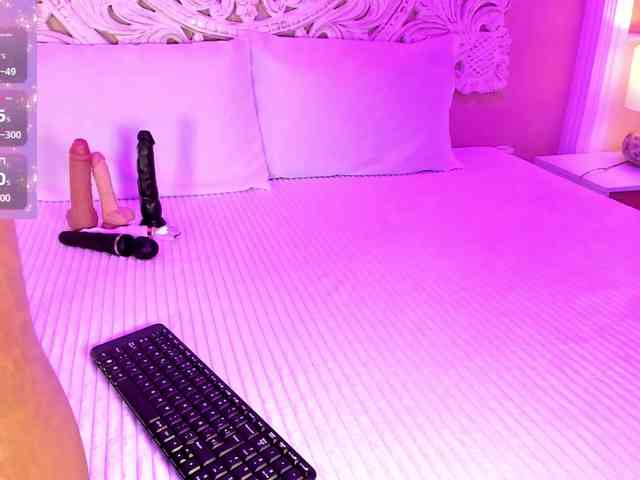 Marian-Reynolds webcam