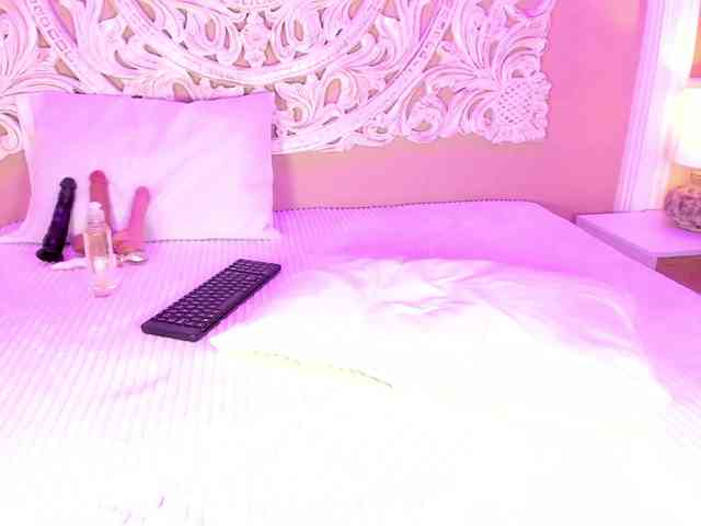 Marian-Reynolds webcam