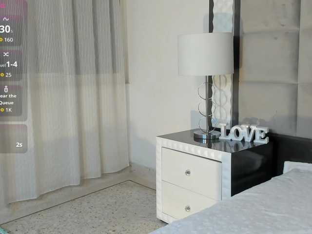  JoissMolli chat room