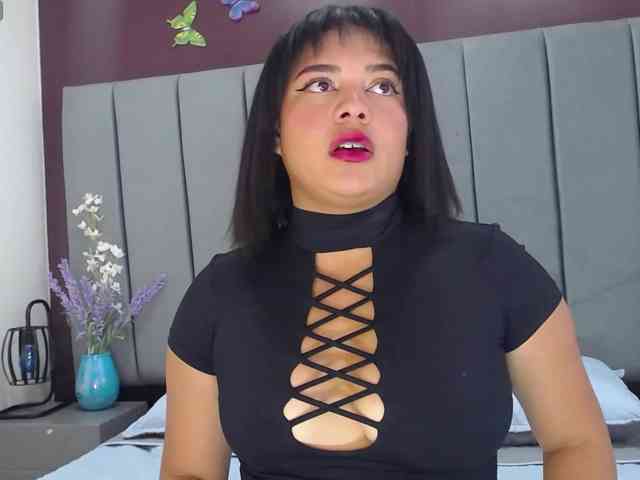 Roxanna-Russo webcam