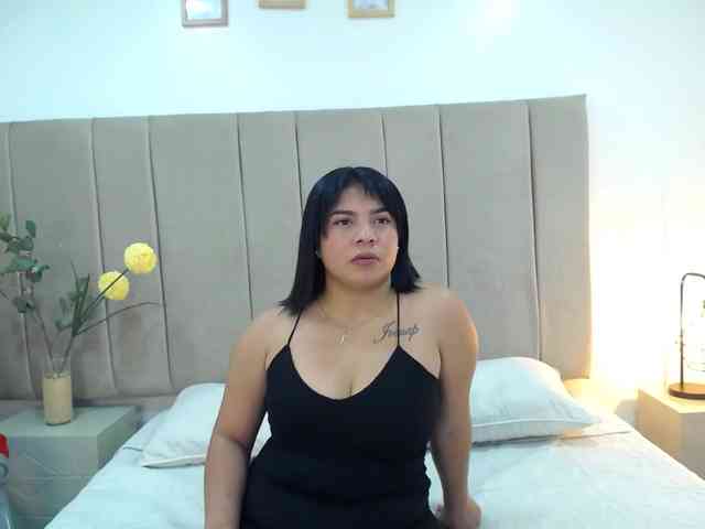 Roxanna-Russo webcam