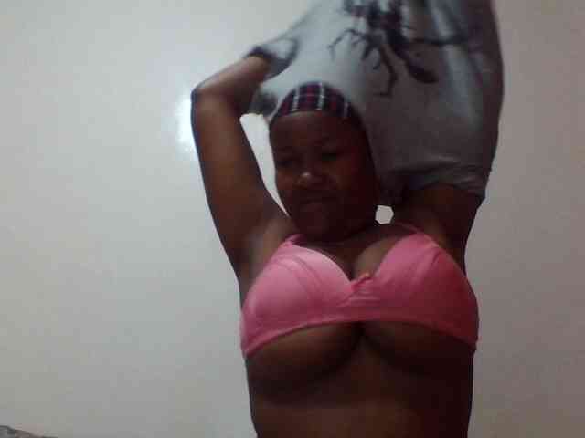 Sexyshee webcam