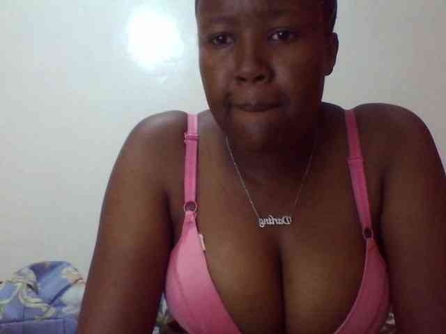 Sexyshee webcam