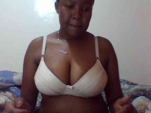Sexyshee webcam