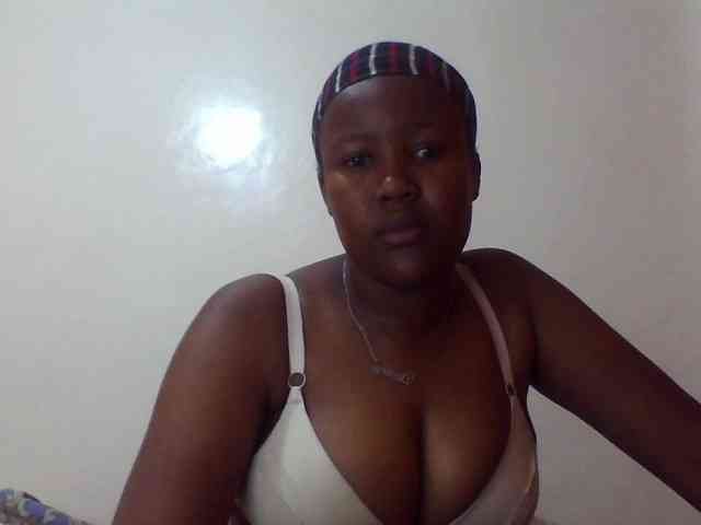 Sexyshee webcam