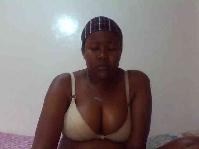 Sexyshee webcam