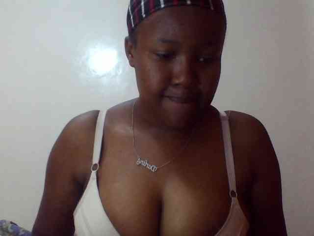Sexyshee webcam