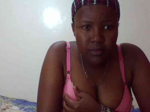 Sexyshee Live Webcam on BongaCams