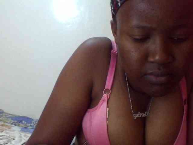 Sexyshee webcam