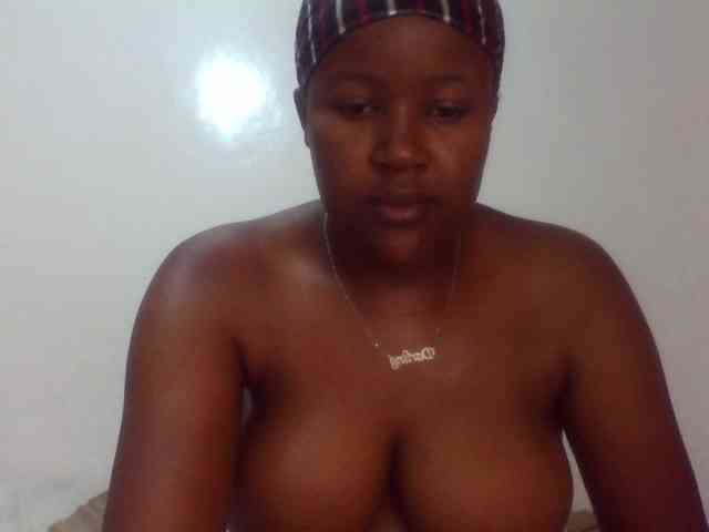 Sexyshee webcam