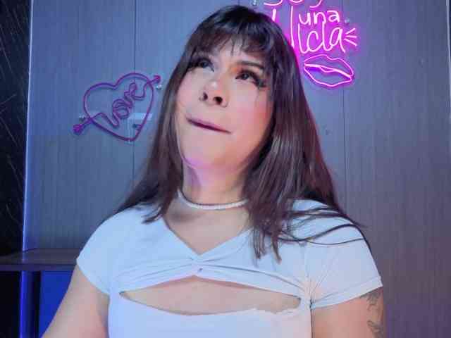 yumiisweet Live Webcam on BongaCams