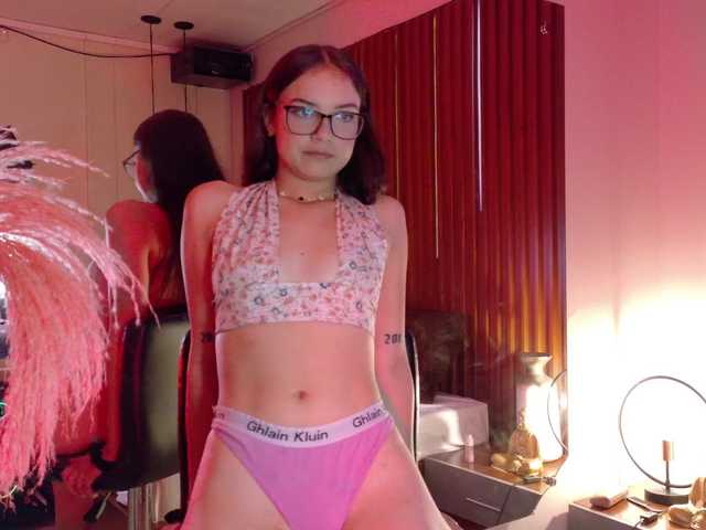  MadisonLee chat room