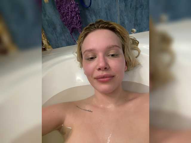 Arisharisha's BongaCams show and profile