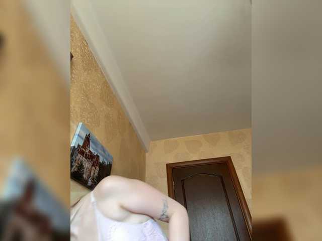 Arisharisha's BongaCams show and profile