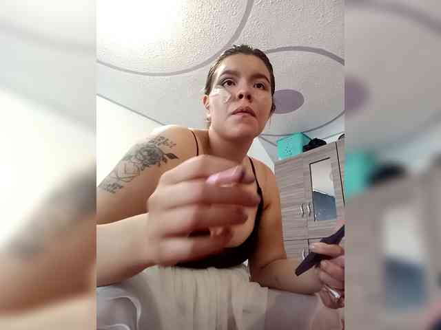 Emily-510 webcam