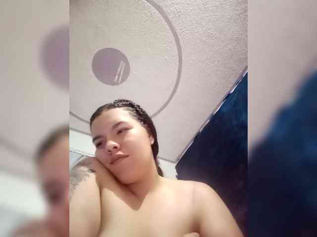 Emily-510 webcam