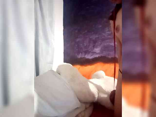 Emily-510 webcam