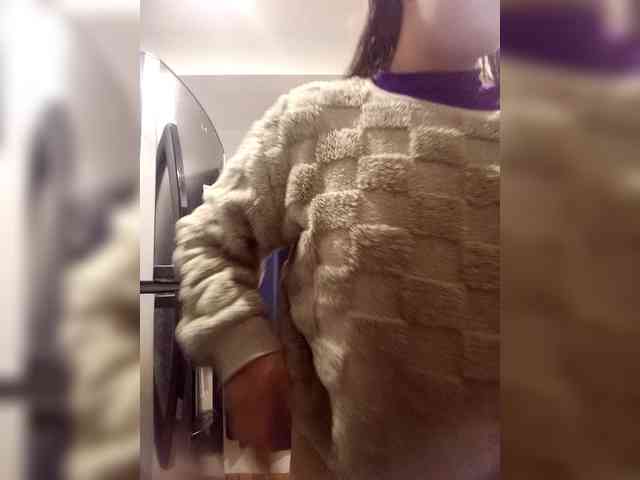 Emily-510 webcam