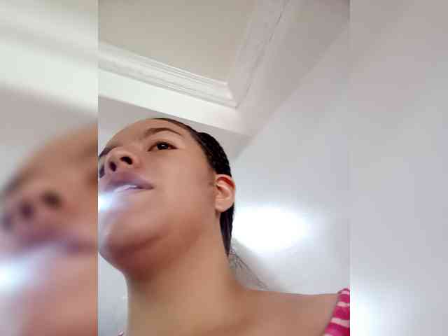 Emily-510 webcam