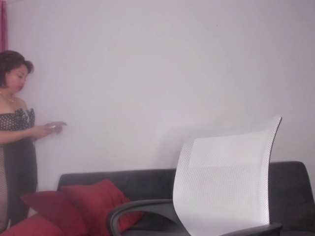 beatricez's BongaCams show and profile