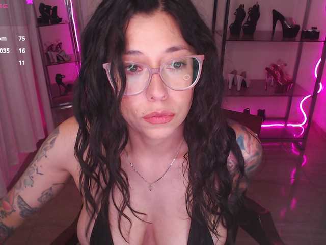 Angel-ink-333's BongaCams show and profile